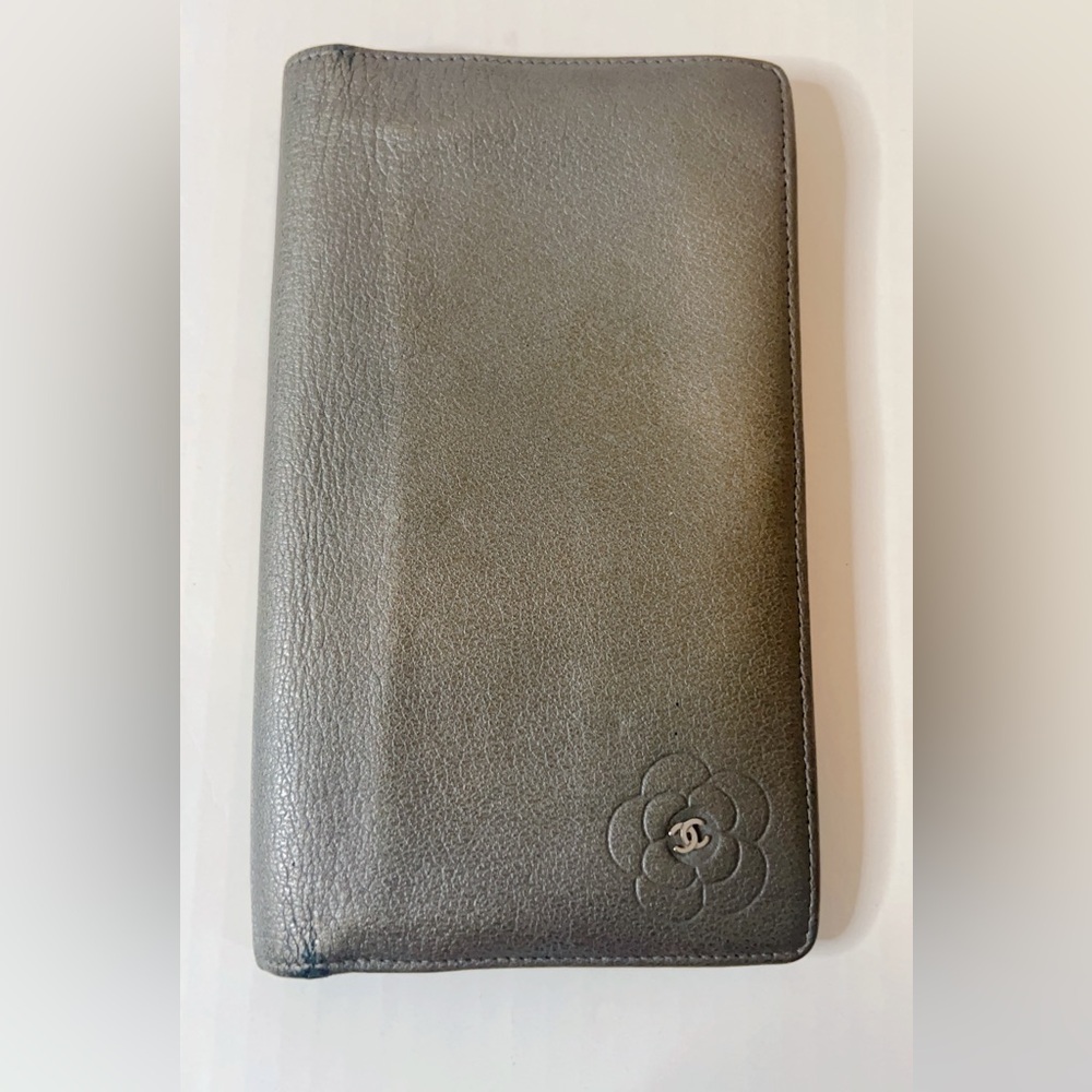 Authentic Chanel Bi-fold wallet.